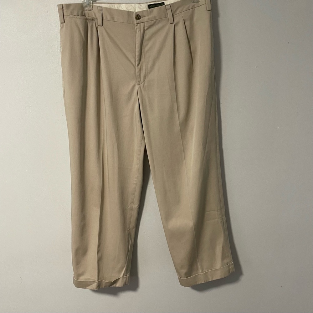 Eddie Bauer wrinkle stain resistant 100% cotton khaki chino tan pants 44 x‎ 30